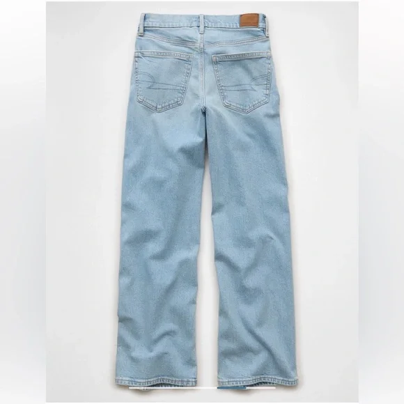 NWT AE Strigid Curvy Super High-Waisted Baggy Straight Jean Light Wash 0 Short - Picture 5 of 11